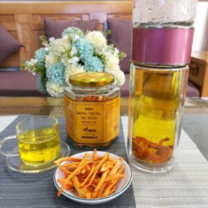 Hộp quà tặng rượu nấm đông trùng hạ thảo Venus 500ml